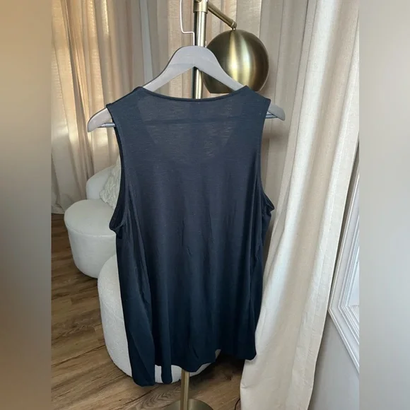 Isabel By Ingrid+Isabel Women’s Shirt | Extra Large - Picture 4 of 5